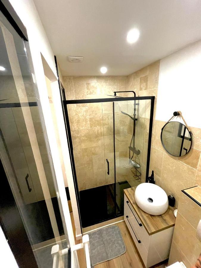 ניס Appartement Cosy Proche Du Port מראה חיצוני תמונה
